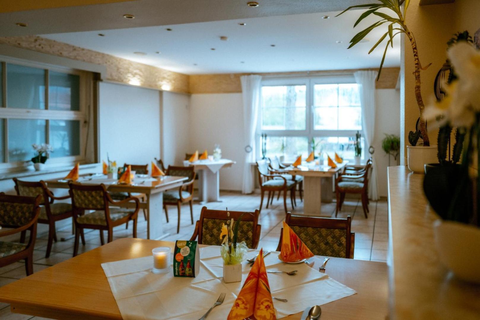 Gasthaus Johanning Ek Uslar Ngoại thất bức ảnh